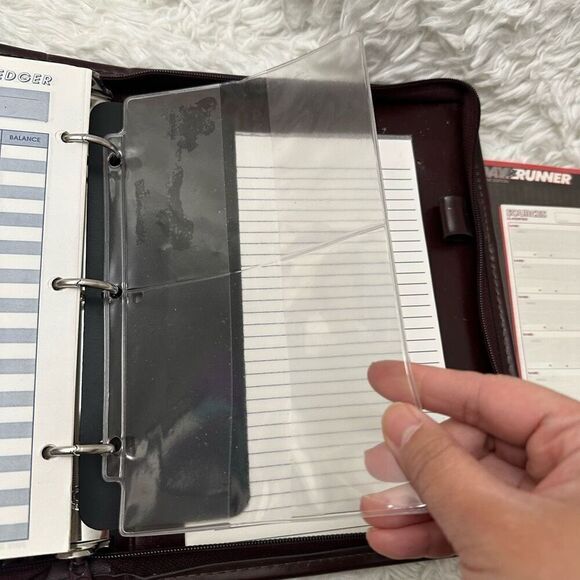 No Brand Brown Thick Shiny Vinyl 3- Ring Planner with Day Runner Refill - Picture 9 of 12